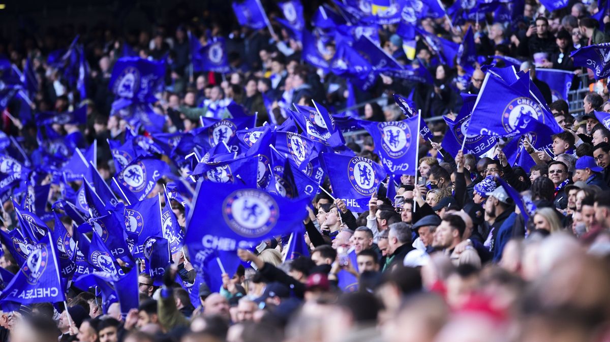 Fanoušci s Terryho podporou touží po zlaté akcii a podílu na řízení Chelsea